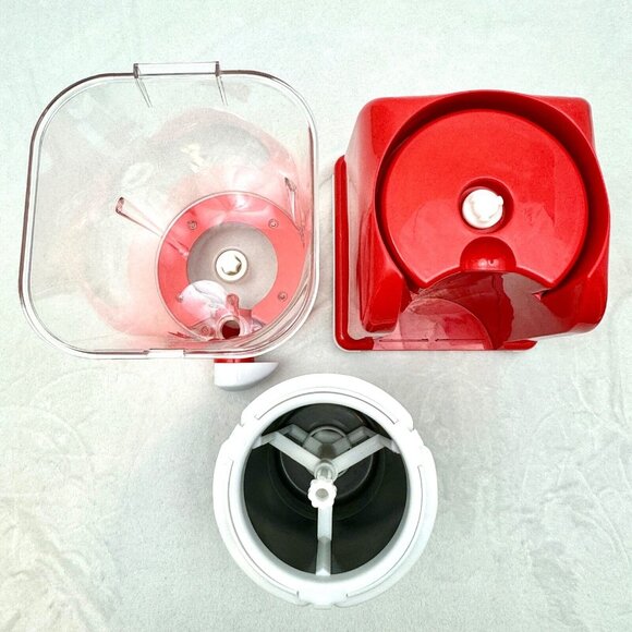 Coca-Cola 32-Ounce Retro Vertical Slush Maker Slushie Machine Model RSM650 - Picture 4 of 7